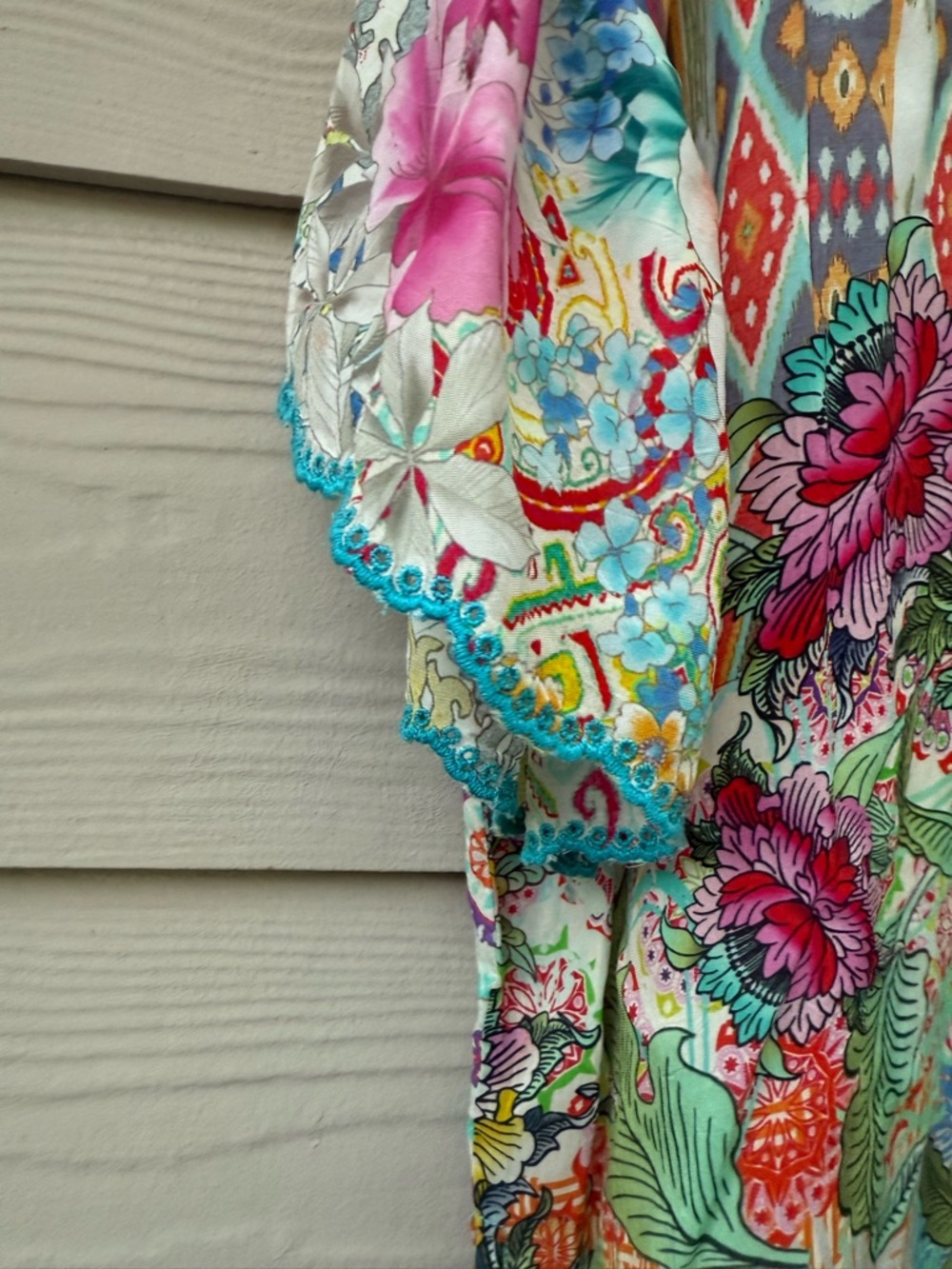 Johnny was Belize Eloise floral collage top - Picture 5 of 11